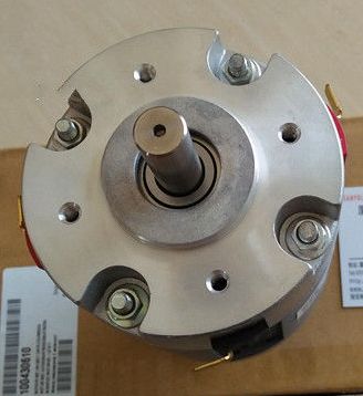 Серводвигатель UGTMEM-06LBB31 23.5V 6.1A