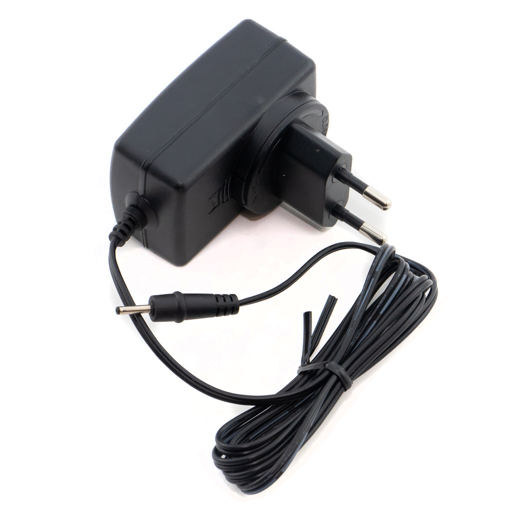 Зарядка для планшета 5V 2A (10W) 2.5x0.7мм