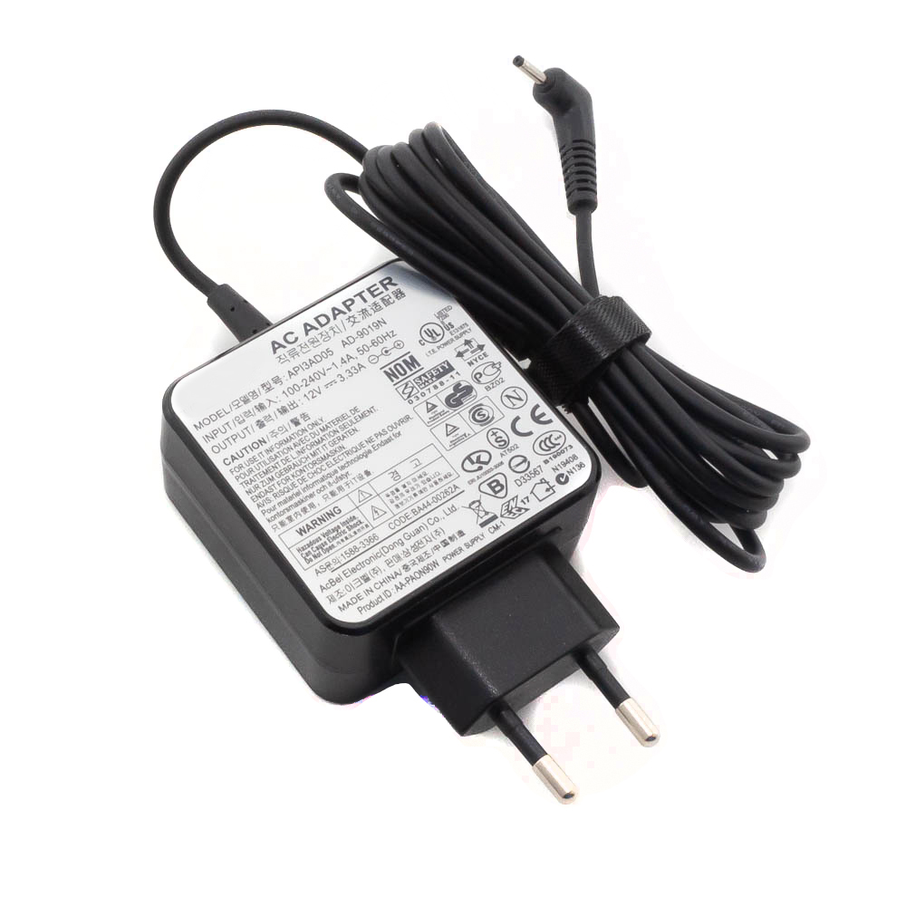 Зарядка для планшета Samsung 12V 3.33A (45W) 2.5x0.7мм (квадратная)