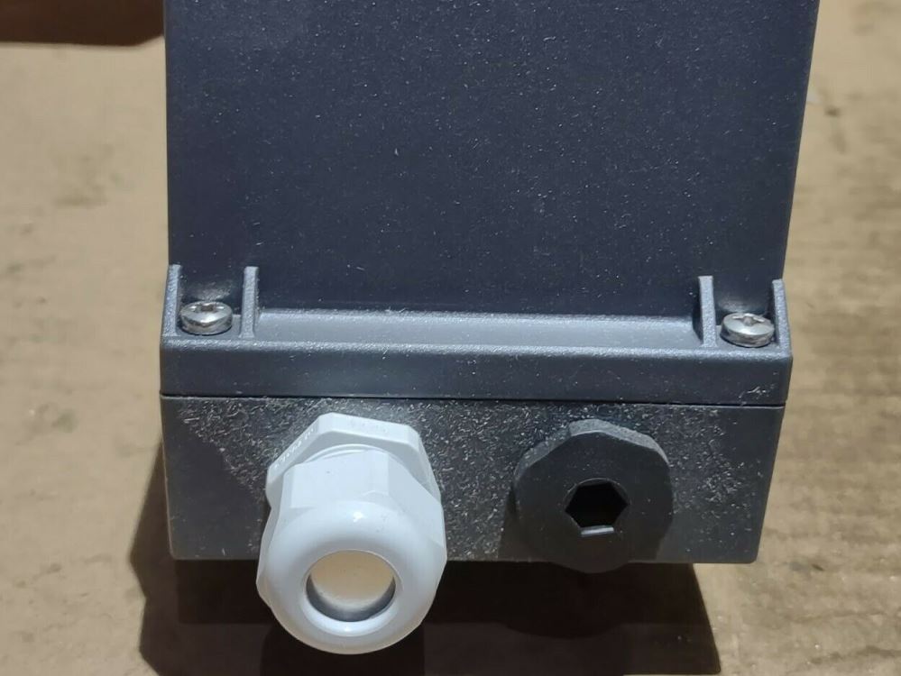 Датчик давления Siemens D-76181